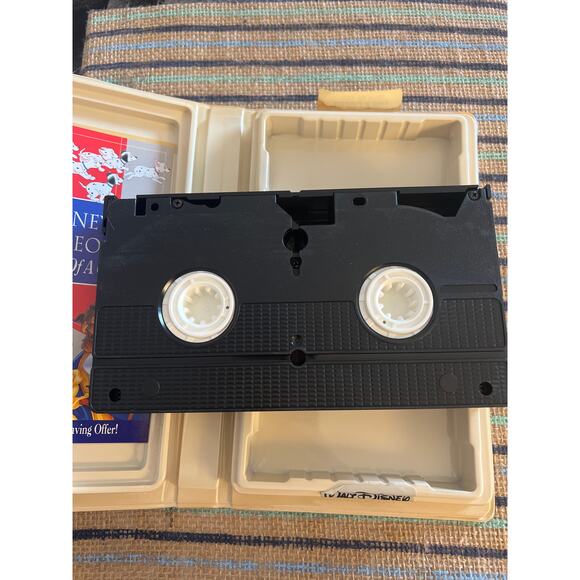 Disney Beauty & the Beast Black Diamond Edition VHS Movie Pre-Loved - Picture 6 of 9